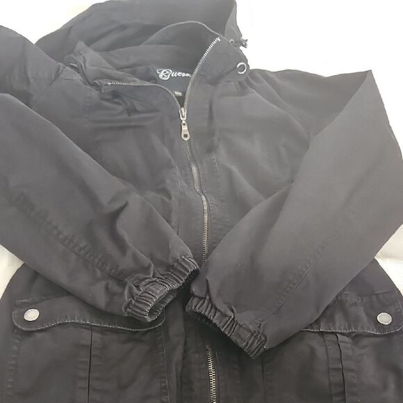 Guess Black Utility Jacket with Collared Neckline & Hoodie - Picture 16 of 16